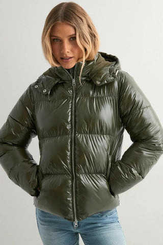 NUZA PUFFER
