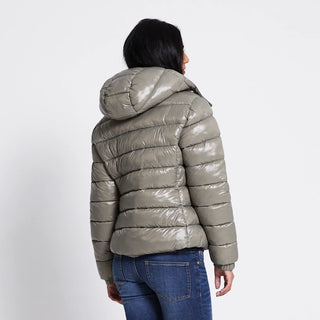 NIKKI PUFFER